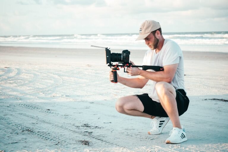 7 Hábitos Clave para Ser un Editor de Video Exitoso y Productivo en 2025: Mejora tu Técnica y Creatividad